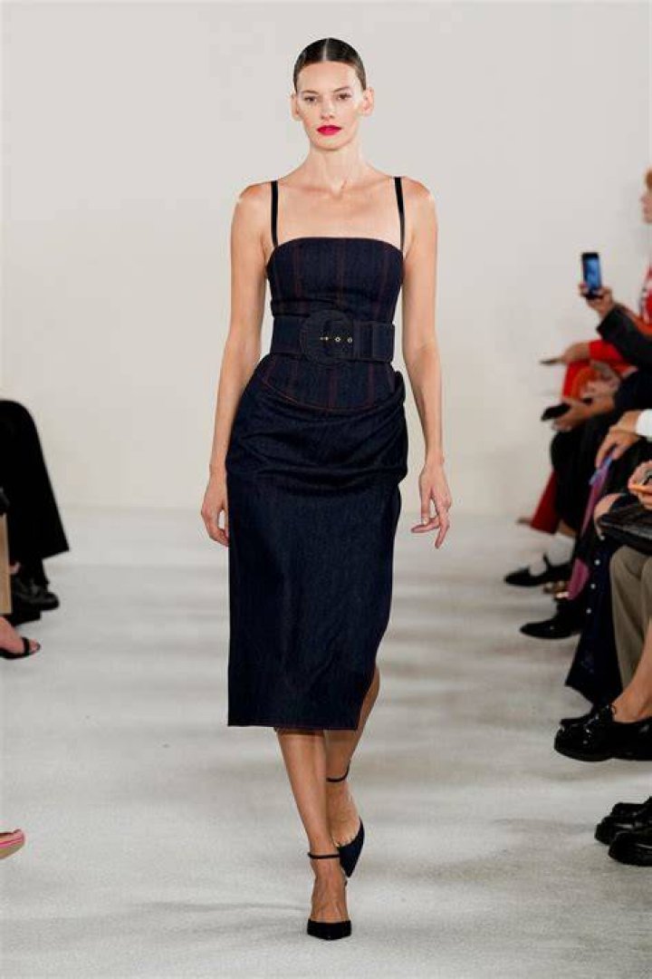carolina herrera spring 2023 carolina herrera spring 2023