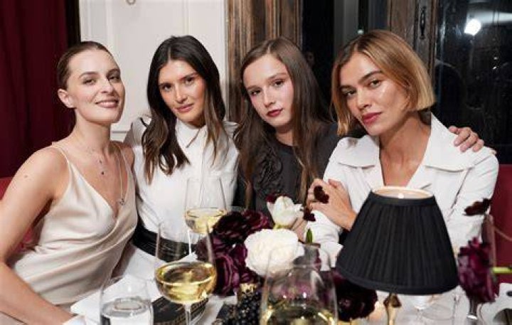 Chanel Hosts A Dinner To Celebrate The Launch Of Gabrielle Chanel Essence With Margot Robbie Chanel Hosts A Dinner To Celebrate The Launch Of Gabrielle Chanel Essence With Margot Robbie