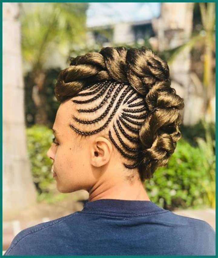 cornrow mohawk Google Search Cornrows, Sa&ccedil;, Mohawk