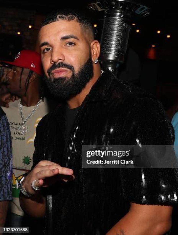 Drake attends Gunna's birthday celebration with Noir Blanc Champagne at Highlight Room on June 14, 2021 in Los Angeles, California.