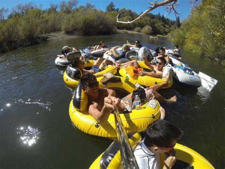 How long is Russian River float?
