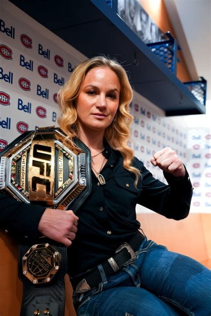 How Much Did Valentina Shevchenko Make? (Perfect answer)