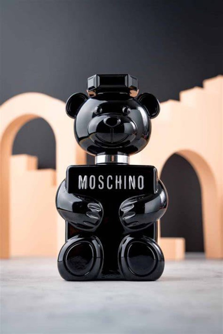 moschino
