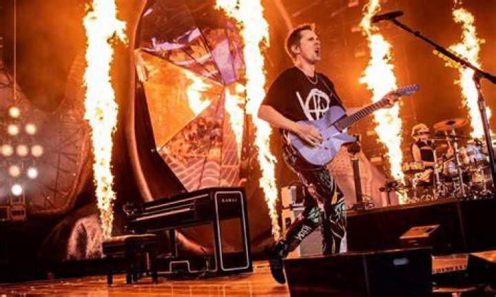 Muse review – sublimely ridiculous rock’n’roll camp | Muse