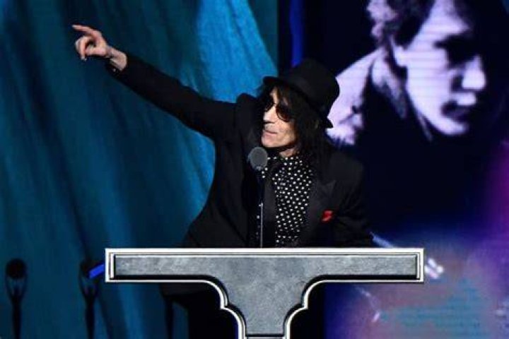 Peter Wolf Net Worth