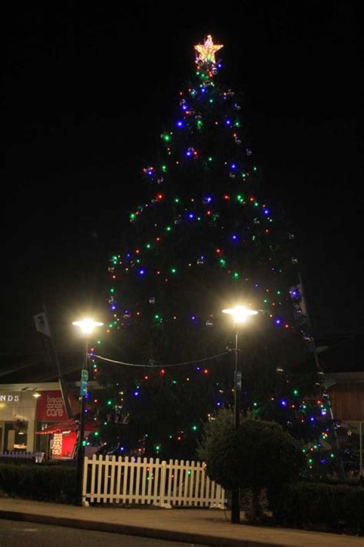 Peterborough One Retail Park Christmas Light Switch On