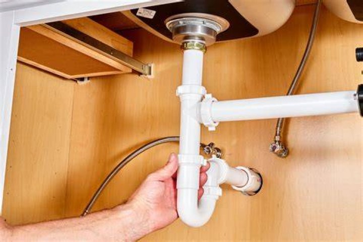 Quick Answer: How Do You Install A Sink Drain Pipe??