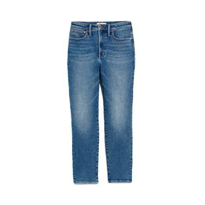 The Petite Curvy Perfect Vintage Jean in Lunar Wash