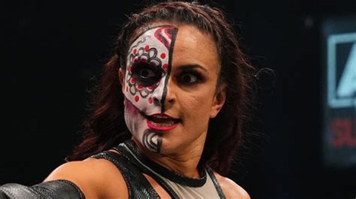 thunder rosa