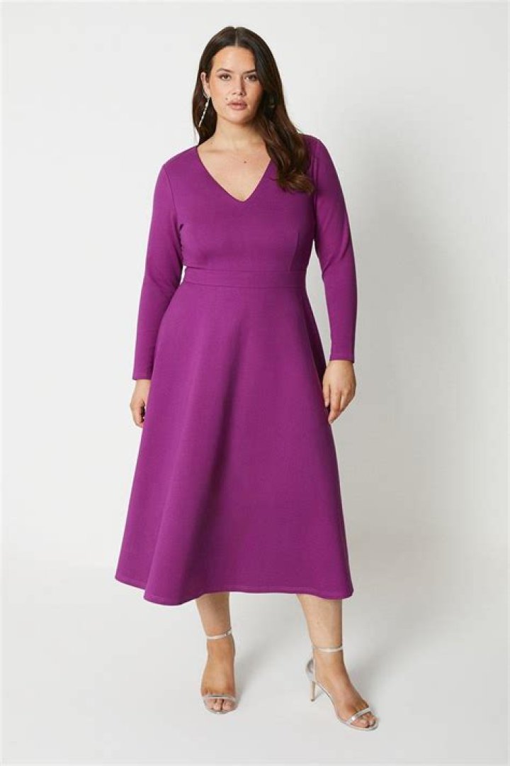 V Neck Full Skirt Midi Dress V Neck Full Skirt Midi Dress