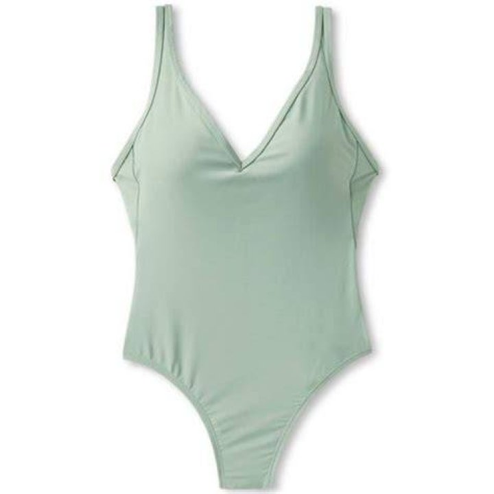 V-neck Swimsuit High Leg V-neck Swimsuit High Leg