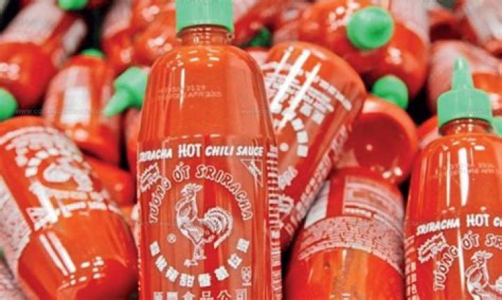 What Does Sriracha Chicken Taste Like? (Best solution)