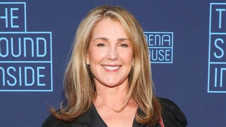 What Is Peri Gilpin Doing These Days? (Solved)