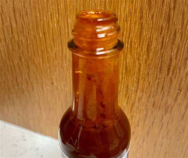 Why Does Hot Pepper Sauce Turn Brown? (Best solution)